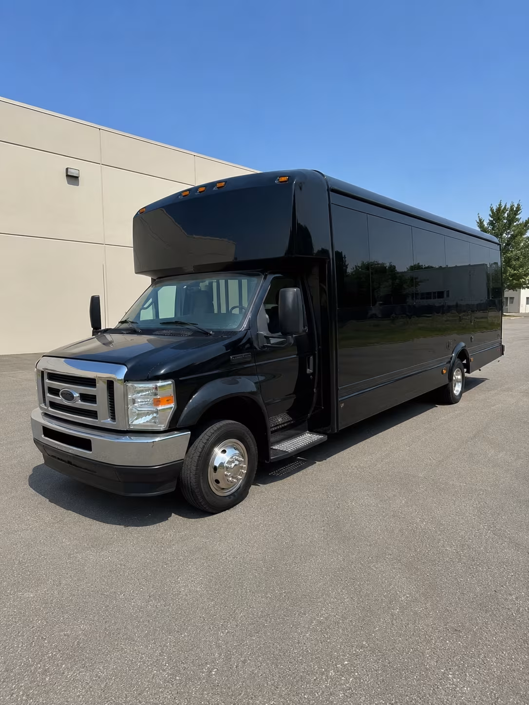 party buses that make the ride to your sunnyvale prom venue as memorable as the night itself