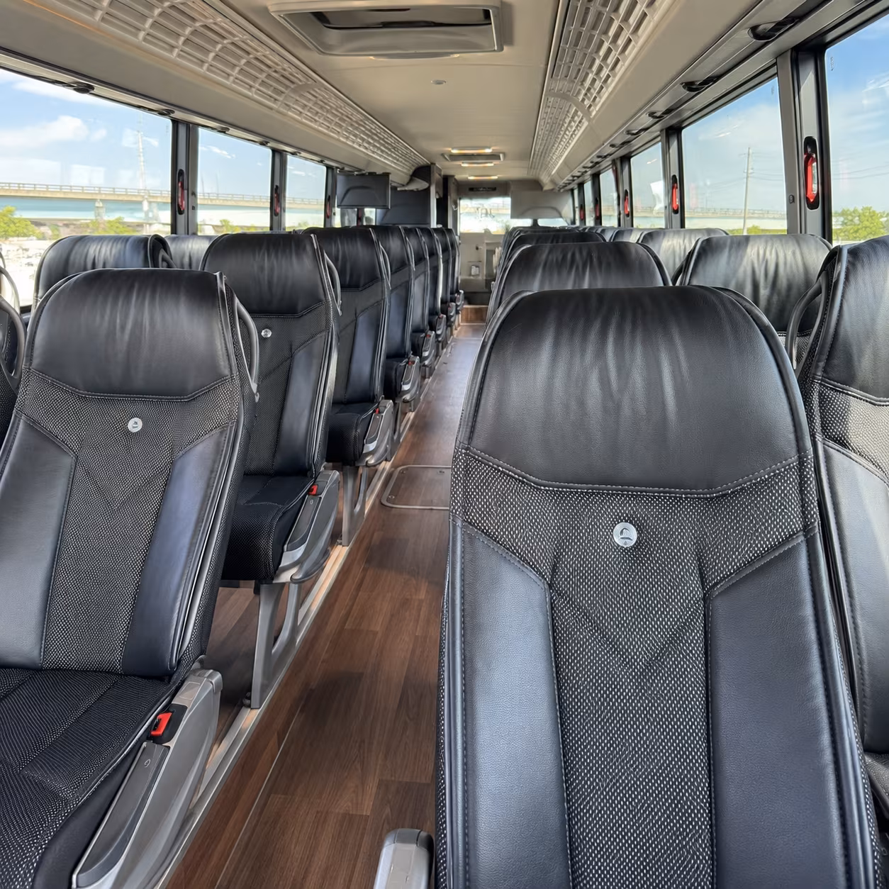 tiburon charter bus rental