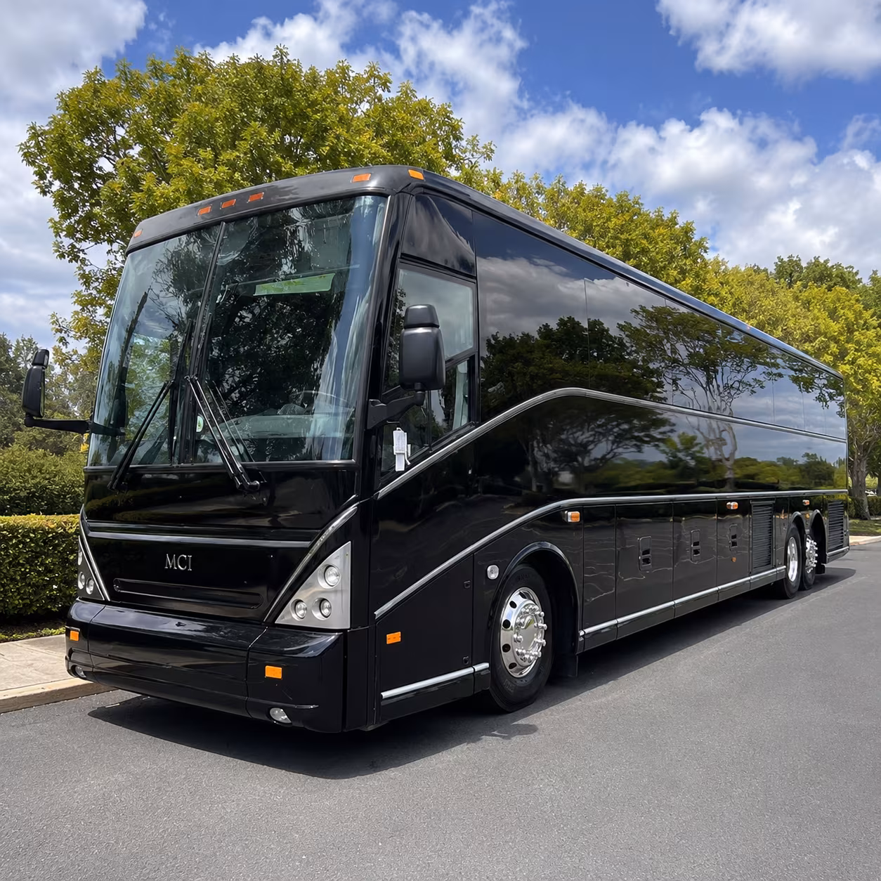 whatever your group size there s a bus in the network for your sunnyvale airport transfer